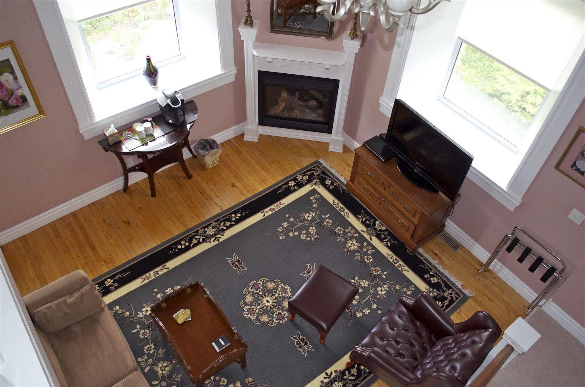 Brancliff Inn 1859 Niagara-on-the-Lake Extérieur photo